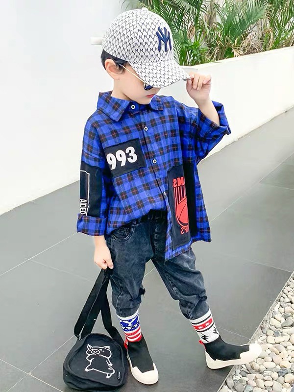 小男孩休闲穿搭 班尼豆为你打造时尚潮流