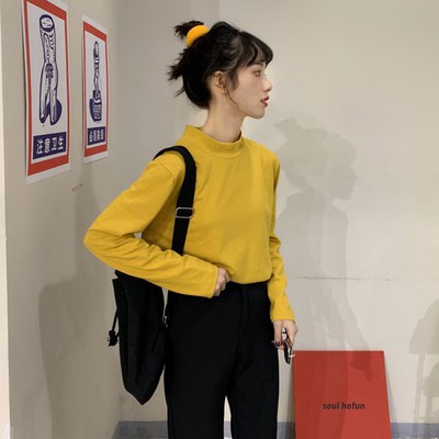 黄色T恤搭配什么裤子好看