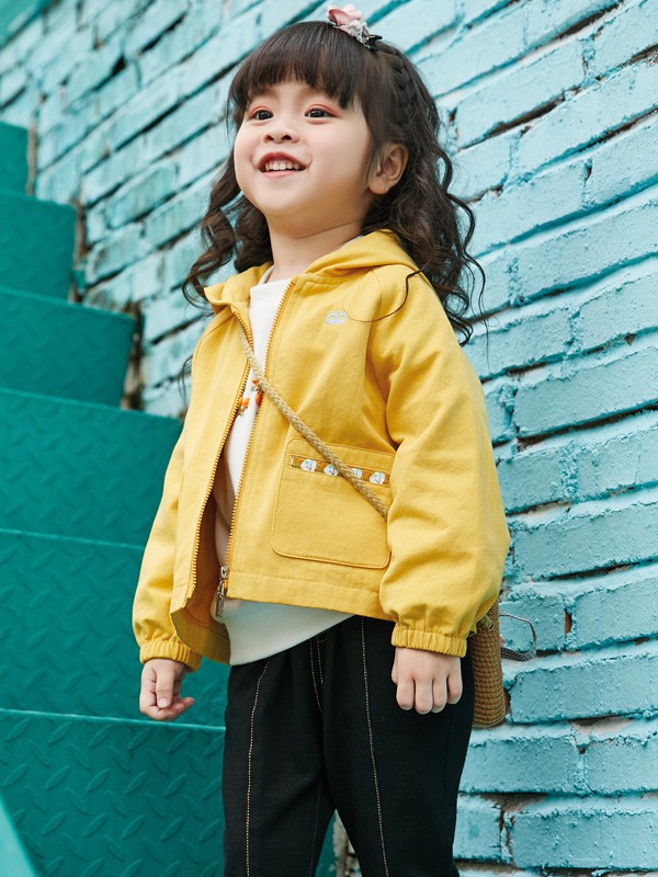 国庆出门游玩穿什么 小女孩的国庆出游搭配分享