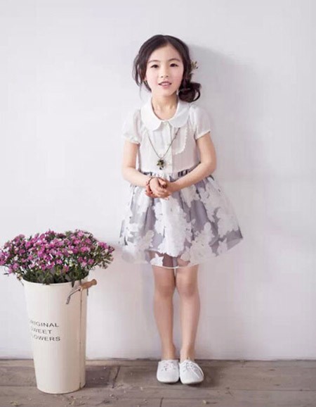 小女孩清新简约搭配 林芊美眉教你如何搭配