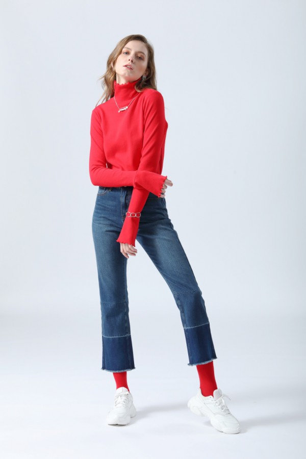 丹比奴女装秋季爆款来袭 集风度与温度于一体的毛衣单品