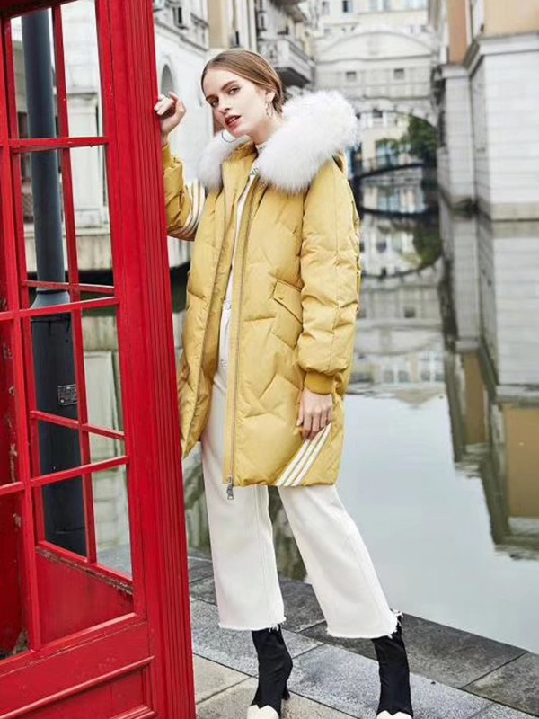 挑对羽绒服温暖一整个冬季 get温度与风度兼具的穿搭技巧