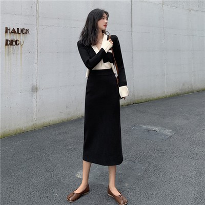 黑色长裙配什么上衣