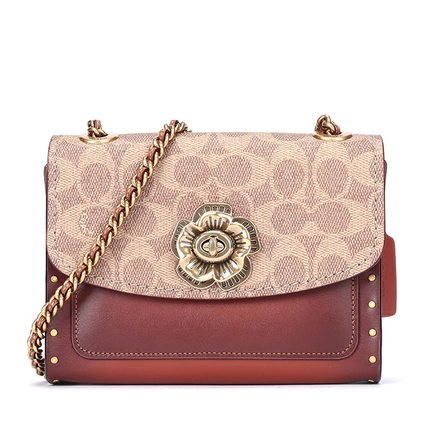 上班族该背什么包 这几个品牌的通勤包你一定不能错过