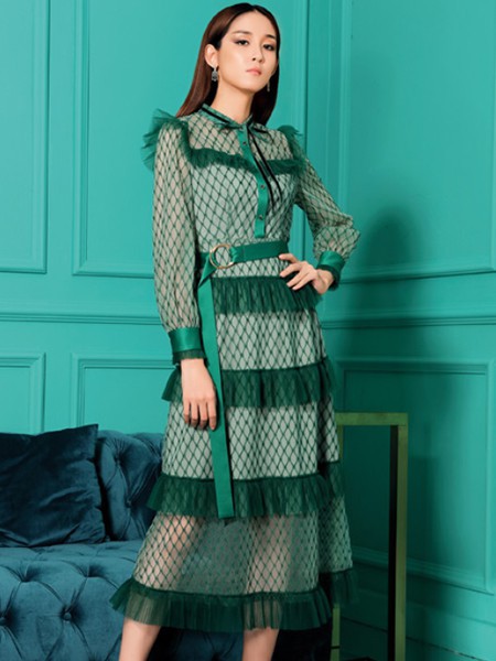 国庆假期这样穿 不仅好看还很干练