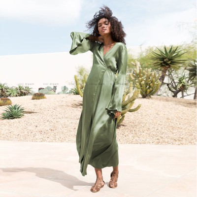 今年超流行的丝滑睡衣 你一定要来一件