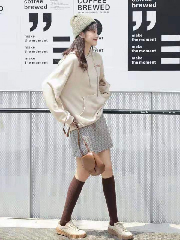 卫衣怎么穿更时髦 秋日时尚达人养成记