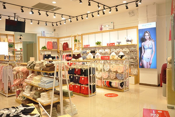 开内衣店最重要的一点是什么?有没有五万元以下的加盟品牌