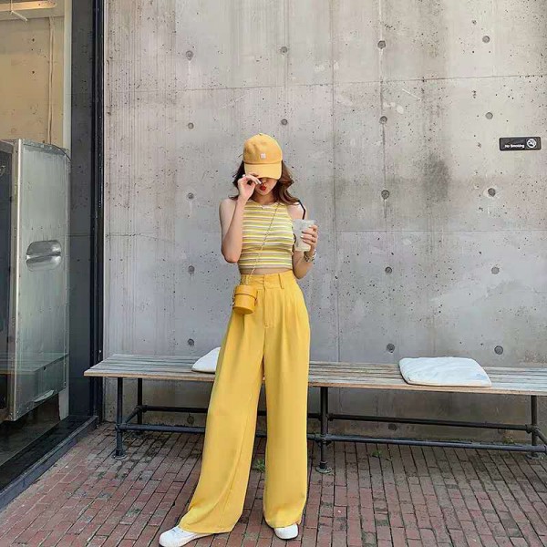 女生怎么穿显腿长 造型中运用什么色系单品更出众