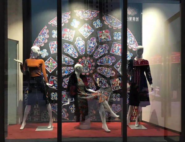 2020元旦首发 伯妮斯茵女装重庆再添旗舰