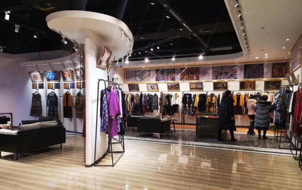 2020元旦首发 伯妮斯茵女装重庆再添旗舰