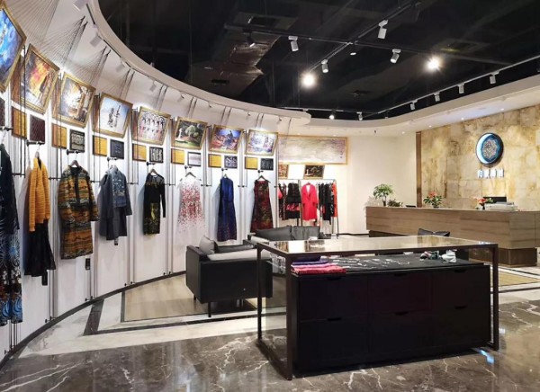 2020元旦首发 伯妮斯茵女装重庆再添旗舰