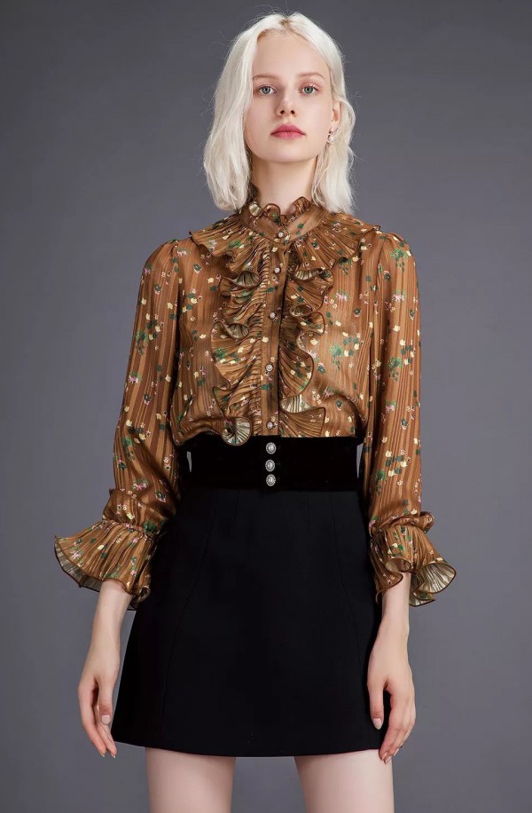 西纳维思品牌女装2020春季新品——离草重生