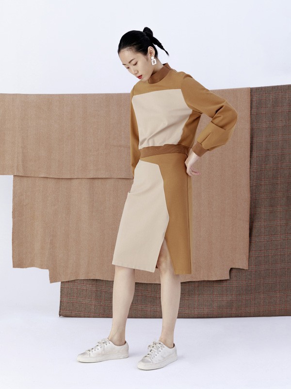 冬天女生穿什么样的衣服比较好看 奕色女装一周穿搭指南