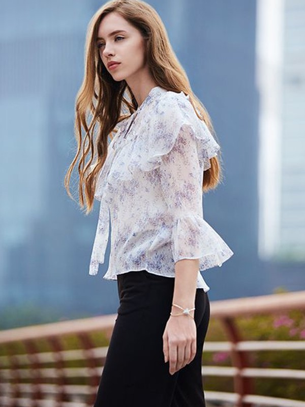 37度生活美学女装 碎花元素尽显时尚魅力