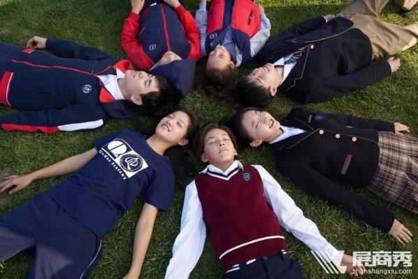 魔都聚首 品牌云集,2020中国校服年度首show,先干为敬