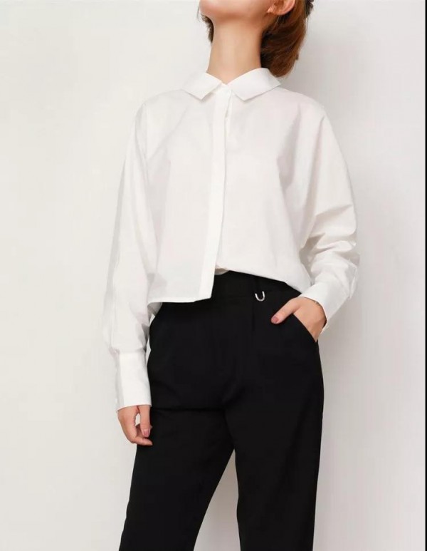 相信吗?一件白衬衫能解决你一周穿搭!