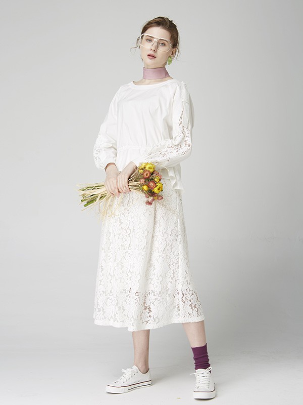 创业时代选择什么项目比较赚钱?墨曲女装怎么样?