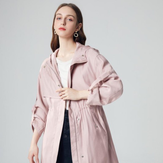 时尚与清新并存 戈蔓婷品牌女装呈现出完美的服装