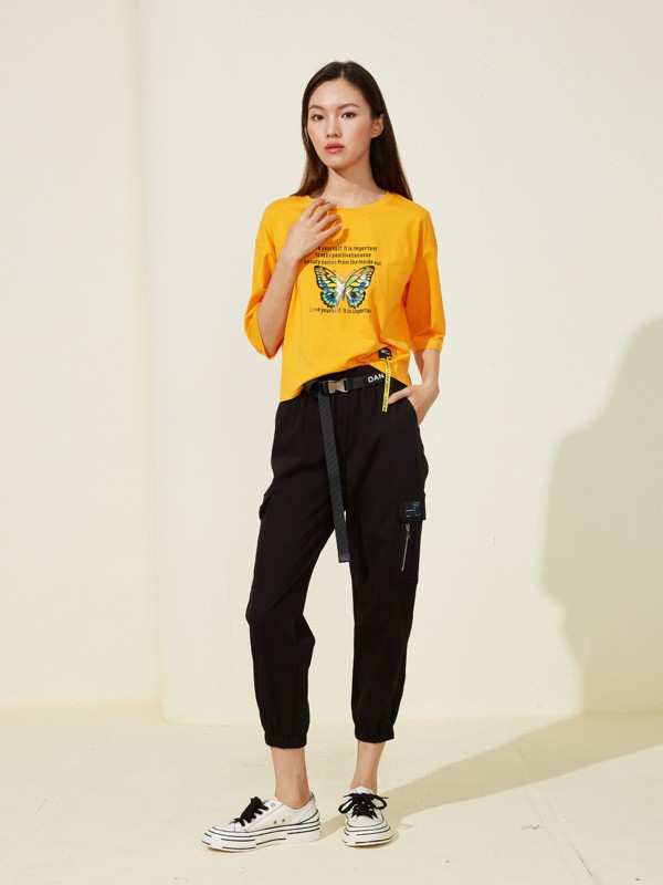 曈行女装T恤世界 让你感受T恤的魅力