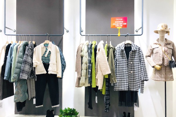 女装联营加盟品牌 Y&M雅秒四川宜宾旗舰店盛大开业!