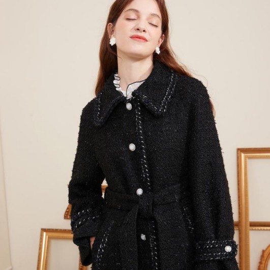 精品服装 戈蔓婷时尚女装展现你的曲线美