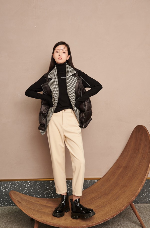 千鸟格元素的衣服怎么搭配 千鸟格套装穿起来好看吗