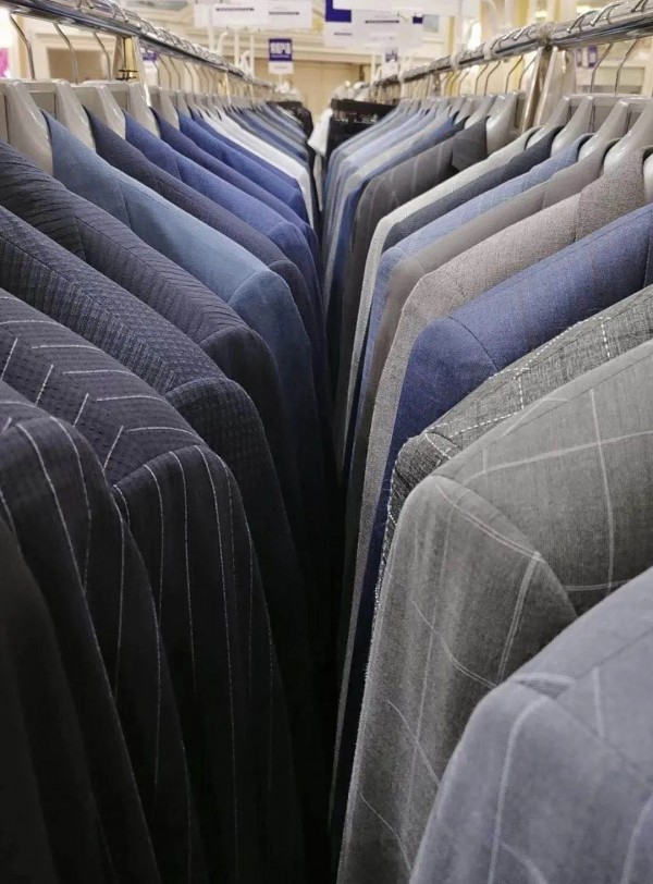 富绅•万众衣心丨2021春夏新品订货会圆满落下帷幕!