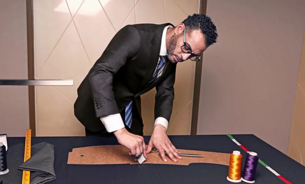 富绅•万众衣心丨2021春夏新品订货会圆满落下帷幕!