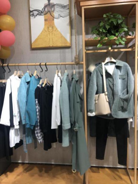 TX曈行女装最新款冬装!你或许见过影子 但是这样的款式你不一定穿过!