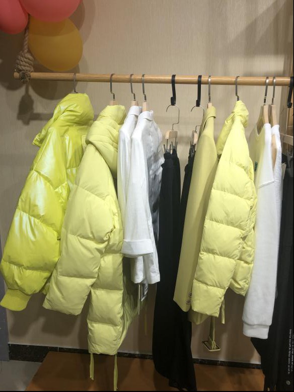 TX曈行女装最新款冬装!你或许见过影子 但是这样的款式你不一定穿过!