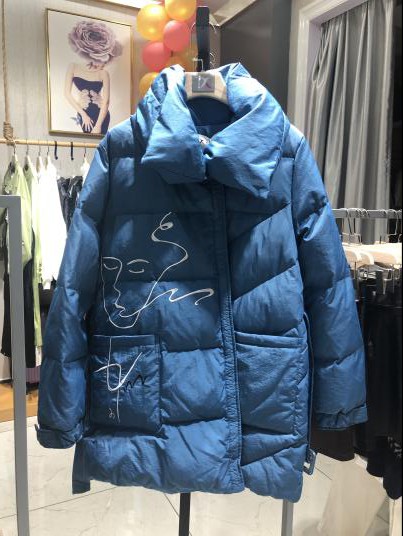 TX曈行女装最新款冬装!你或许见过影子 但是这样的款式你不一定穿过!