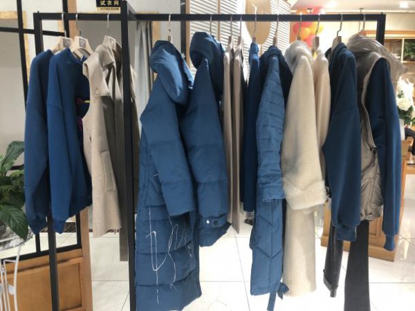 TX曈行女装最新款冬装!你或许见过影子 但是这样的款式你不一定穿过!