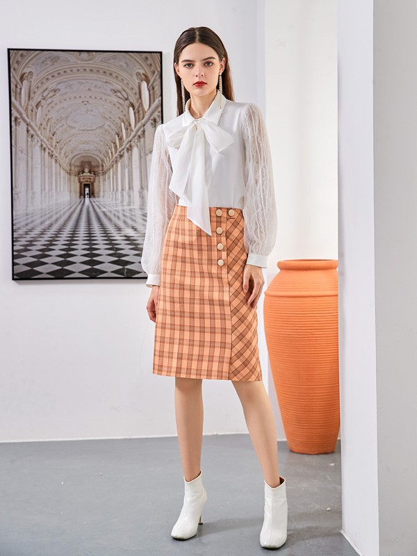 秋天有气质的内搭应该是怎样的?和艾丽哲一起来看一下