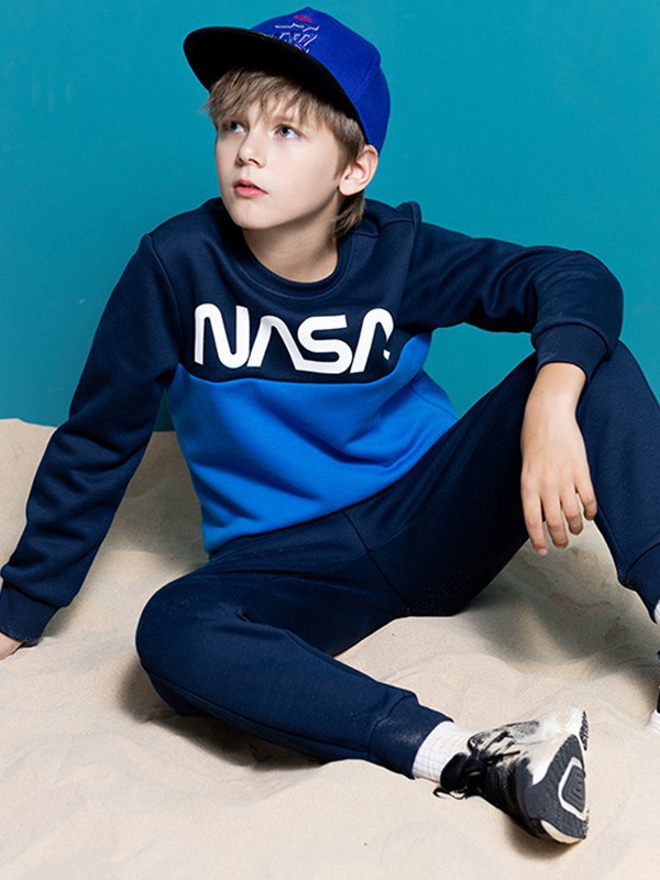 秋天不知道穿搭?卫衣的搭配千万不要错过