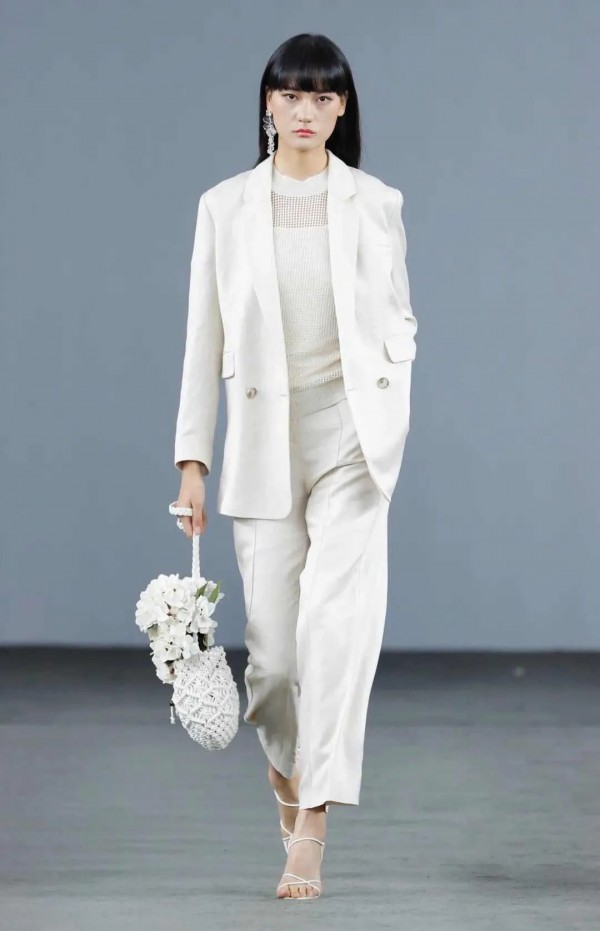 S/S 2021深圳时装周:朗黛国际 | 聚澎湃之活力 启新出发