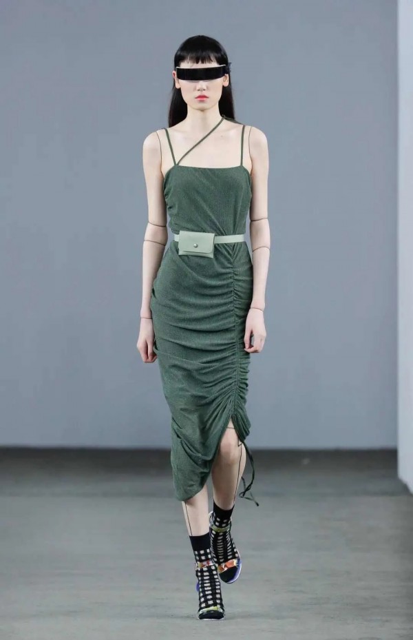 S/S 2021深圳时装周:朗黛国际 | 聚澎湃之活力 启新出发