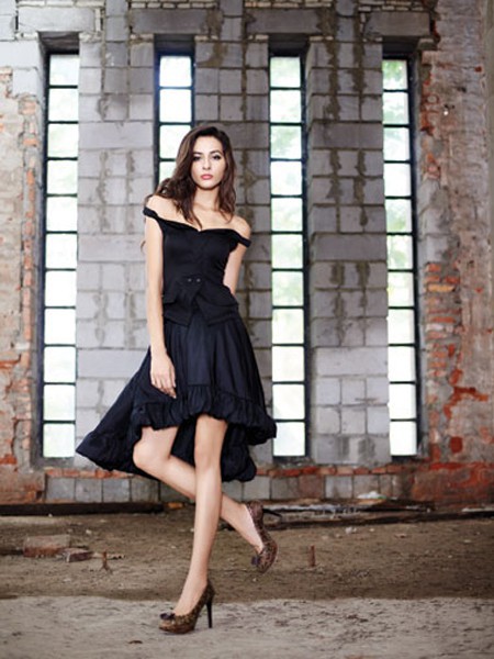 女装加盟前景怎么样?镜女装让顾客刮目相看