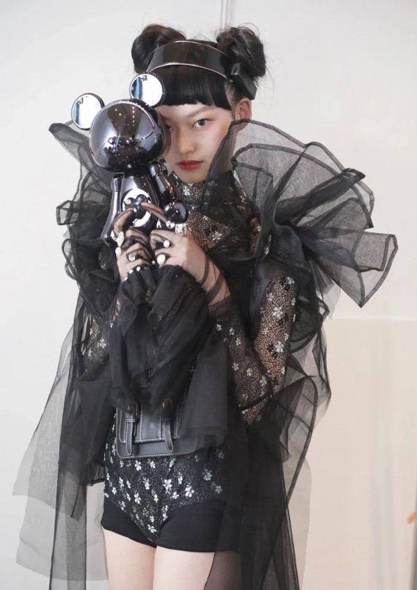 S/S 2021深圳时装周:朗黛国际 | 聚澎湃之活力 启新出发