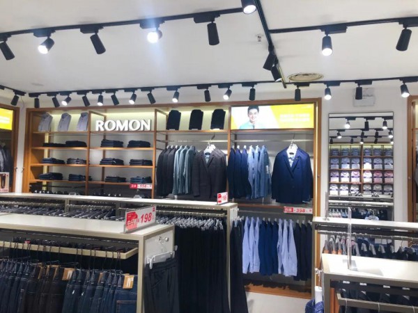 恭喜罗蒙新零售湖南省长沙市人民中路友阿百货店盛大开业