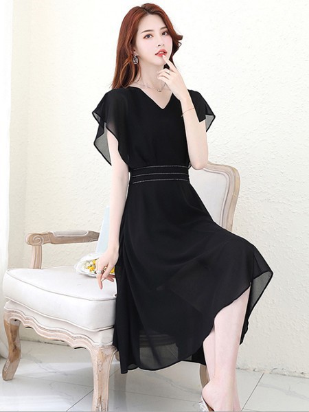 如何选购适合自身的韩版女装?芝麻E柜告诉你一些小诀窍!