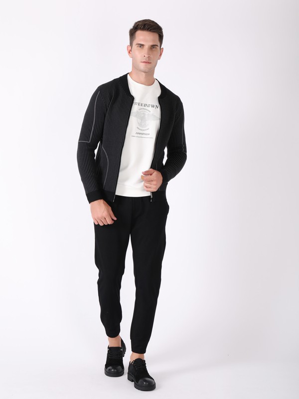 中档偏上的男装品牌恩咖怎么样?加盟费用贵吗?