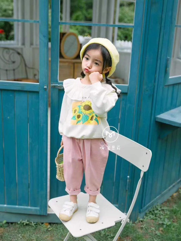 宾果童话新品卫衣 为这秋季增添一笔时尚的色彩