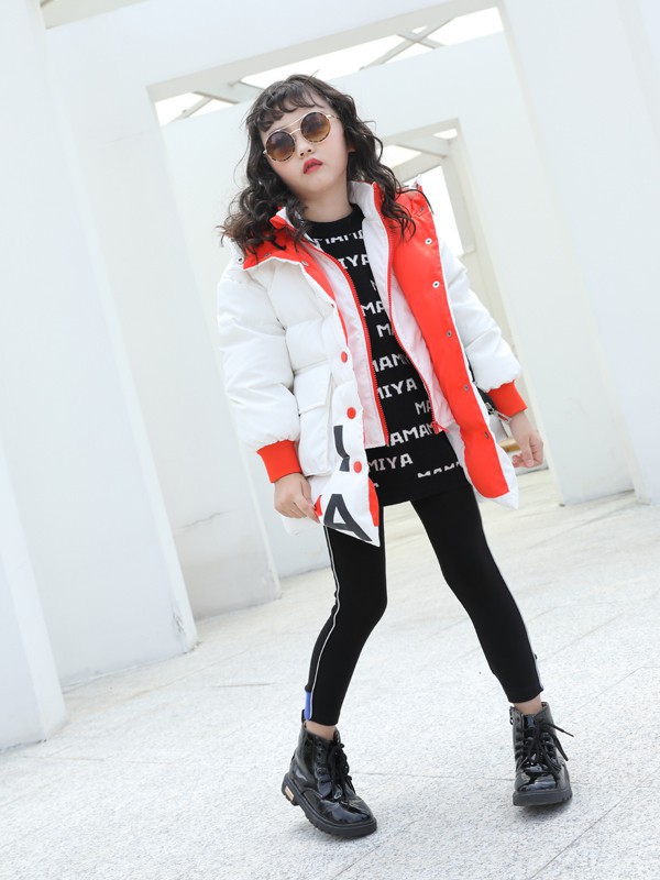 玛玛米雅冬季新品羽绒服 保暖与时尚兼备!