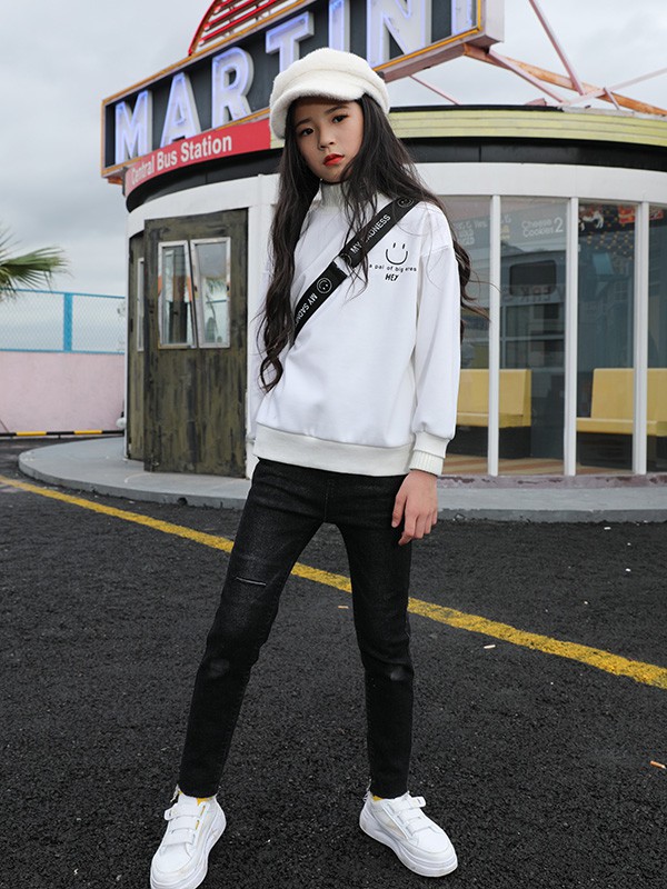 寒冬已至 孩子的秋冬穿搭选择“糖果布丁”更时尚