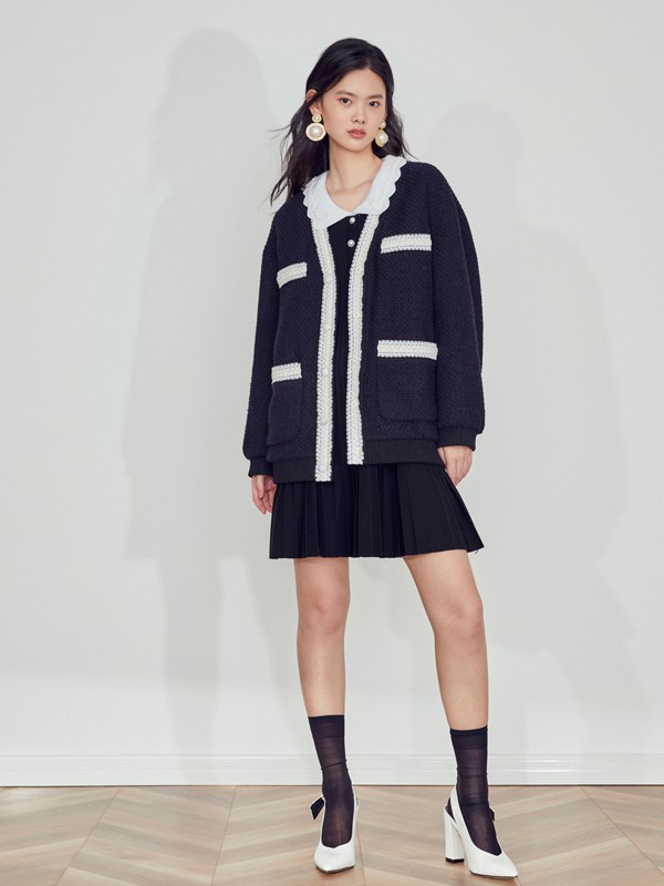 冬日休闲舒适的穿搭 这件毛衣更适合