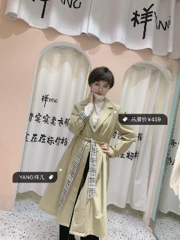 穿上样儿女装这款爆款风衣 高级时髦炸了!