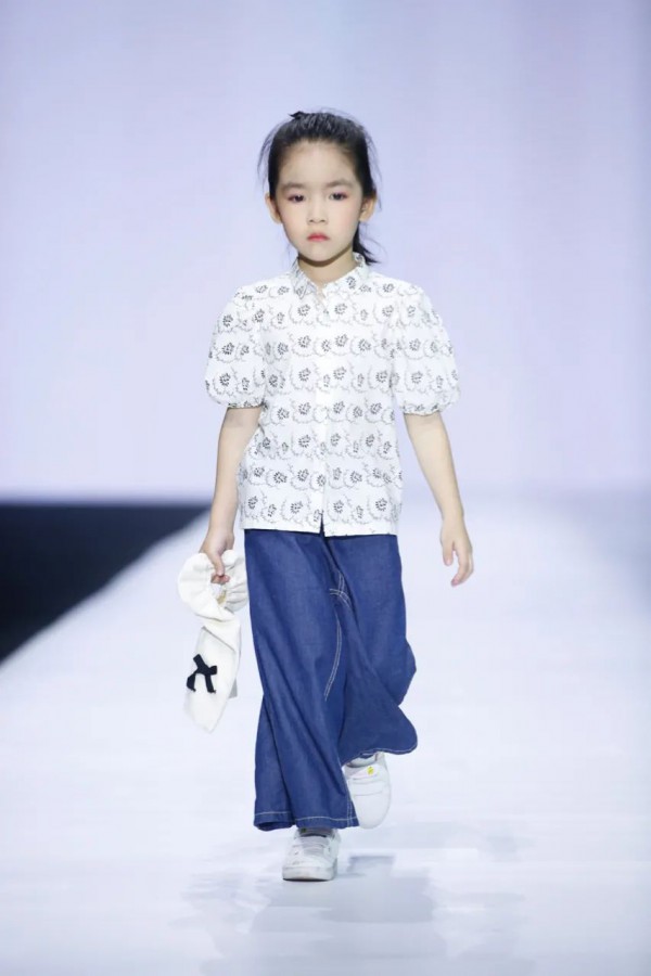 中影影视——春日市集ANNLAI安黎小镇新品发布会