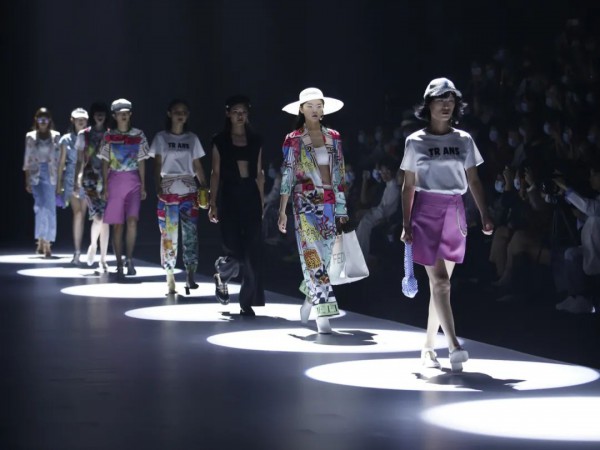 SOODYOOW欧丝蒂雅文女装品牌新品发布