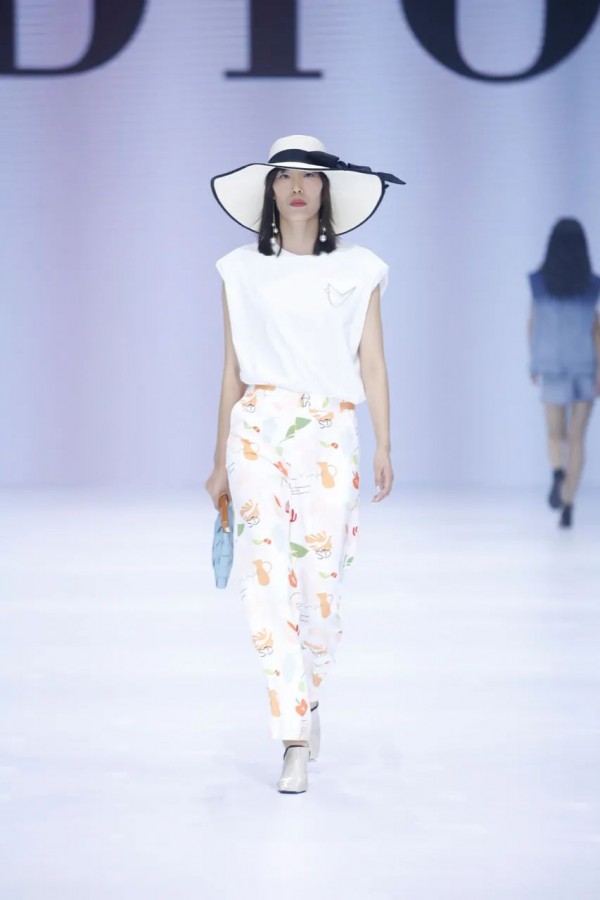 SOODYOOW欧丝蒂雅文女装品牌新品发布